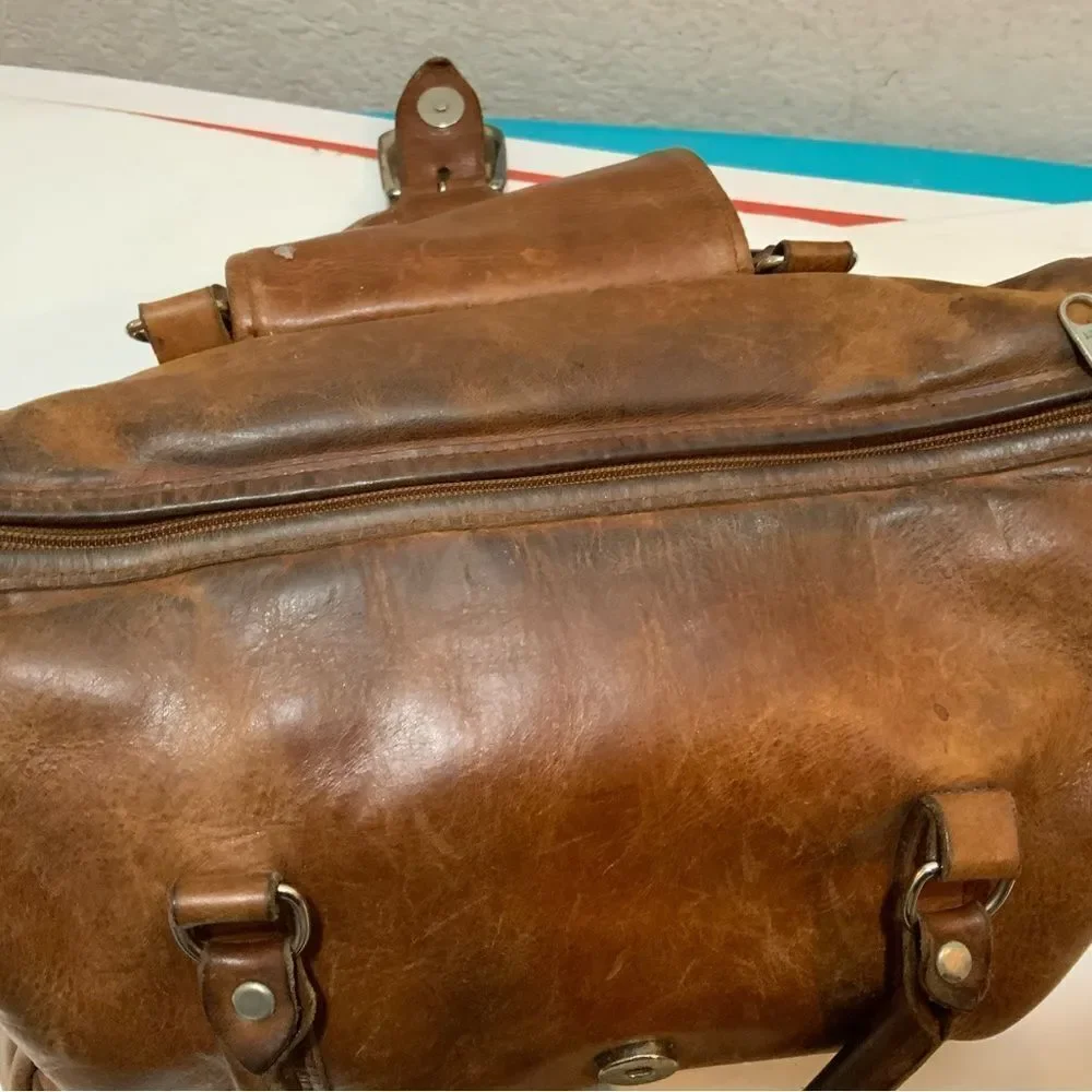 Vintage Navasota leather  satchel Bag brown strap front buckle